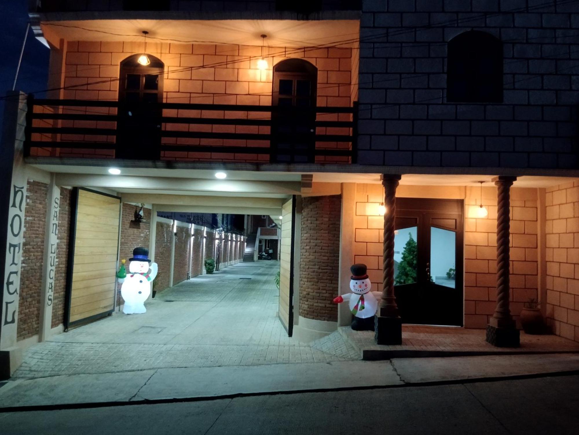 Hotel San Lucas Zacatlán エクステリア 写真